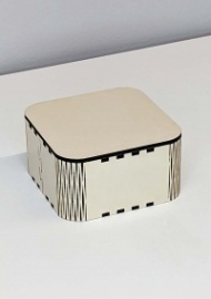 Подарочная коробка Шкатулка 10*10*5,5 см ЛХДФ (бежевая)