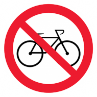 Запрещающий знак Вход с велосипедами запрещен